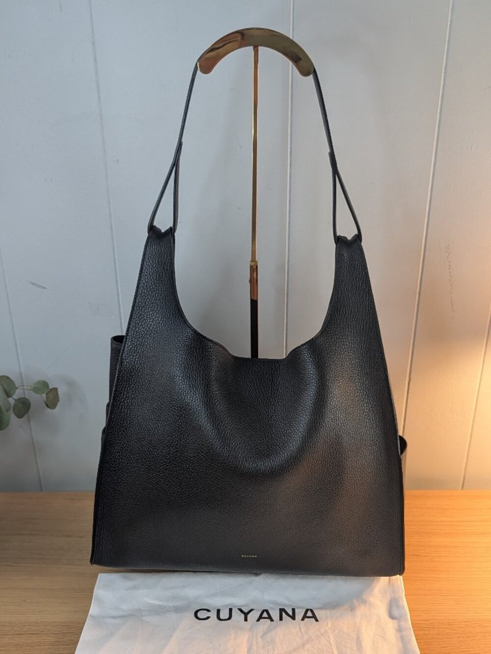 Cuyana Black Pebbled Leather Shoulder Tote (Like New)